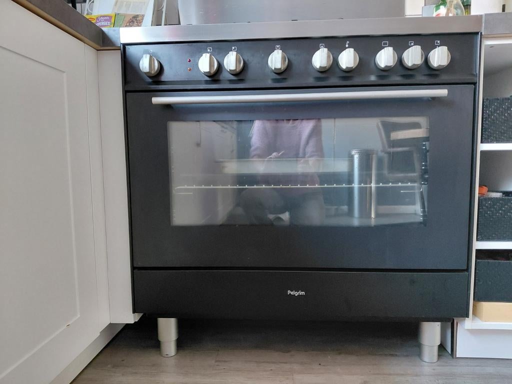 Pelgrim gasfornuis 6-pits zwart, Witgoed en Apparatuur, Fornuizen, Ophalen, Gebruikt, 60 cm of meer, Gas