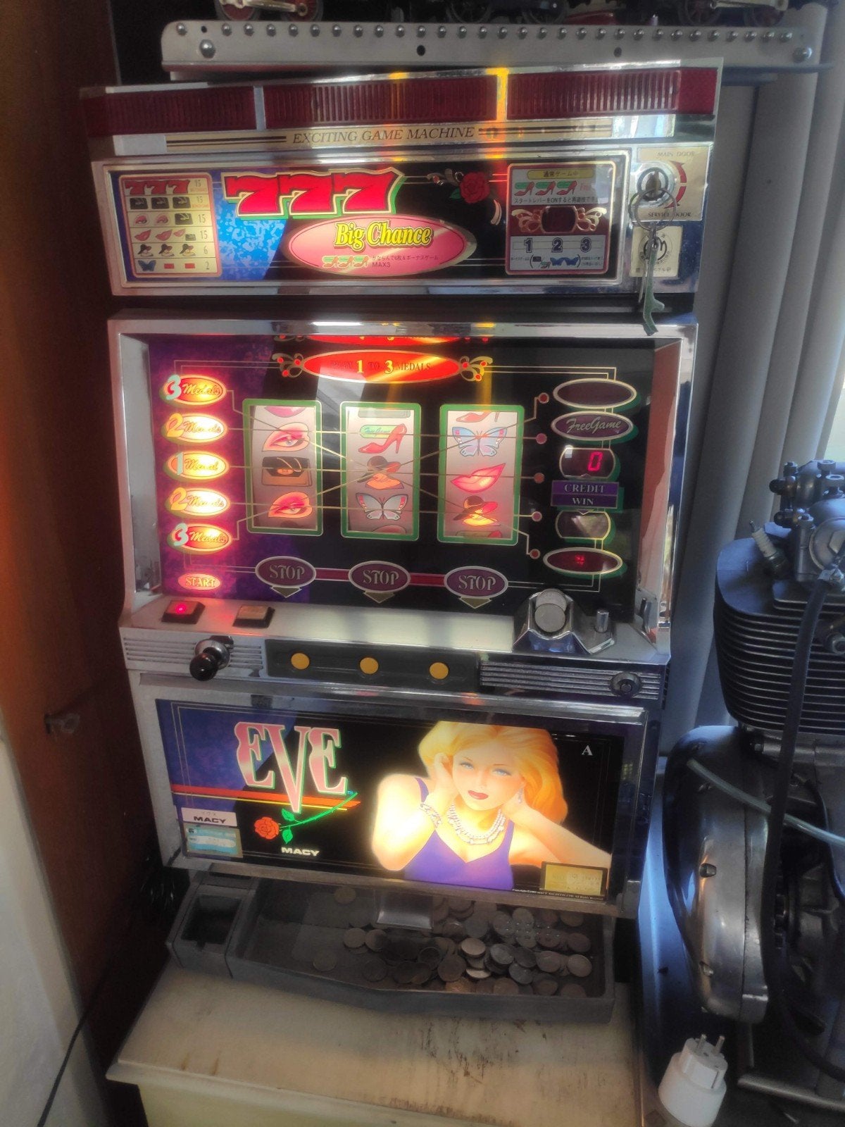 Vintage gokkast 'Eve' - Big Chance speelautomaat, Verzamelen, Gulden, Ophalen, Gebruikt, Met sleutels