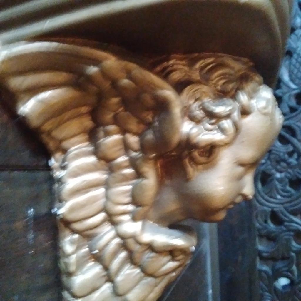 Oude cherubijn console in gips., Antiek en Kunst, Curiosa en Brocante, Verzenden