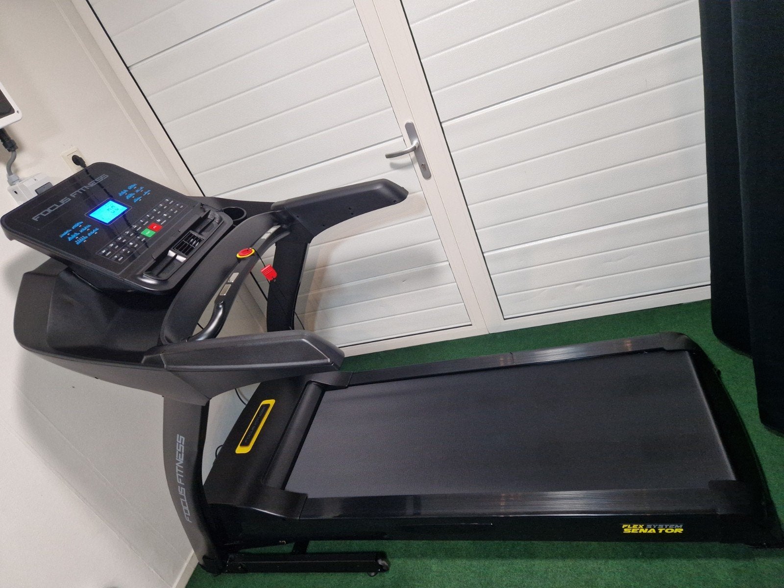 Als nieuw Focus Fitness Senator I plus loopband, Sport en Fitness, Ophalen, Zo goed als nieuw, Metaal, Loopband