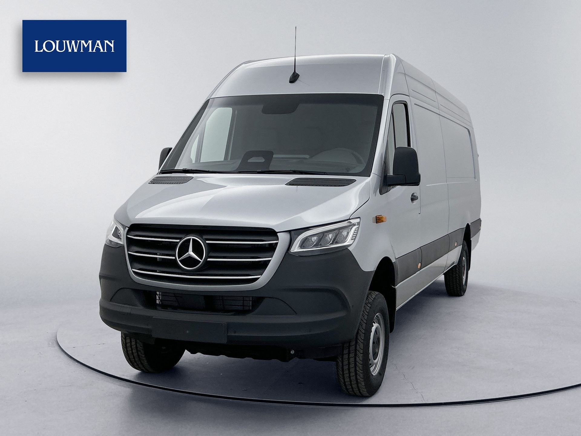 Mercedes-Benz Sprinter 319 1.9 CDI L4H2 Pro 4x4 Elektr schui, Auto's, Gebruikt, Zwart, 2000 kg, Bedrijf