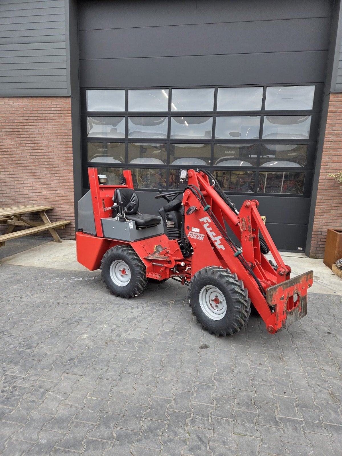 Fuchs F853h mini shovel, Ophalen, Wiellader of Shovel