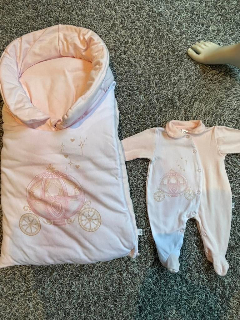 First baby pakje 56 met bijpassend warme zak, Ophalen of Verzenden, Zo goed als nieuw, 70 tot 85 cm, Bakerzak of Bakerdoek