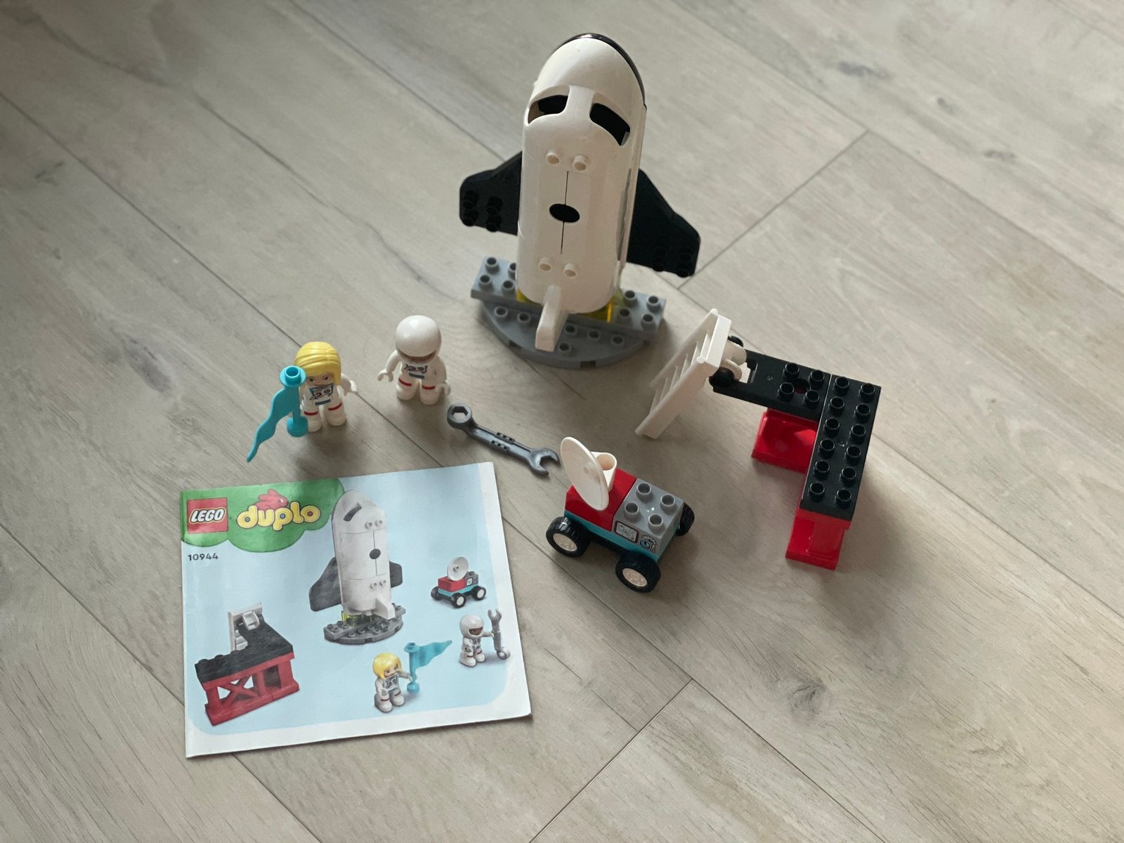 Lego Duplo Space Shuttle Mission 10944 compleet, Ophalen of Verzenden, Space, Duplo, Complete set