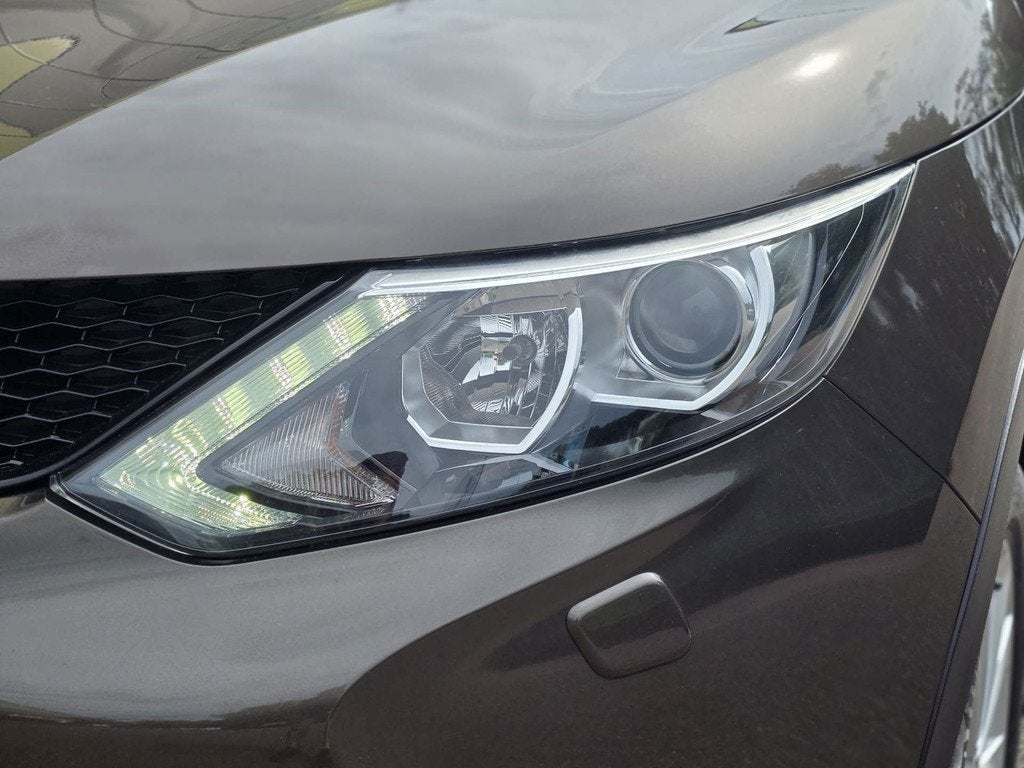Nissan Qashqai 1.2 N-Connecta|NAVI|CAMERA|LANE-ASSIST, Voorwielaandrijving, Stof, Gebruikt, Zwart