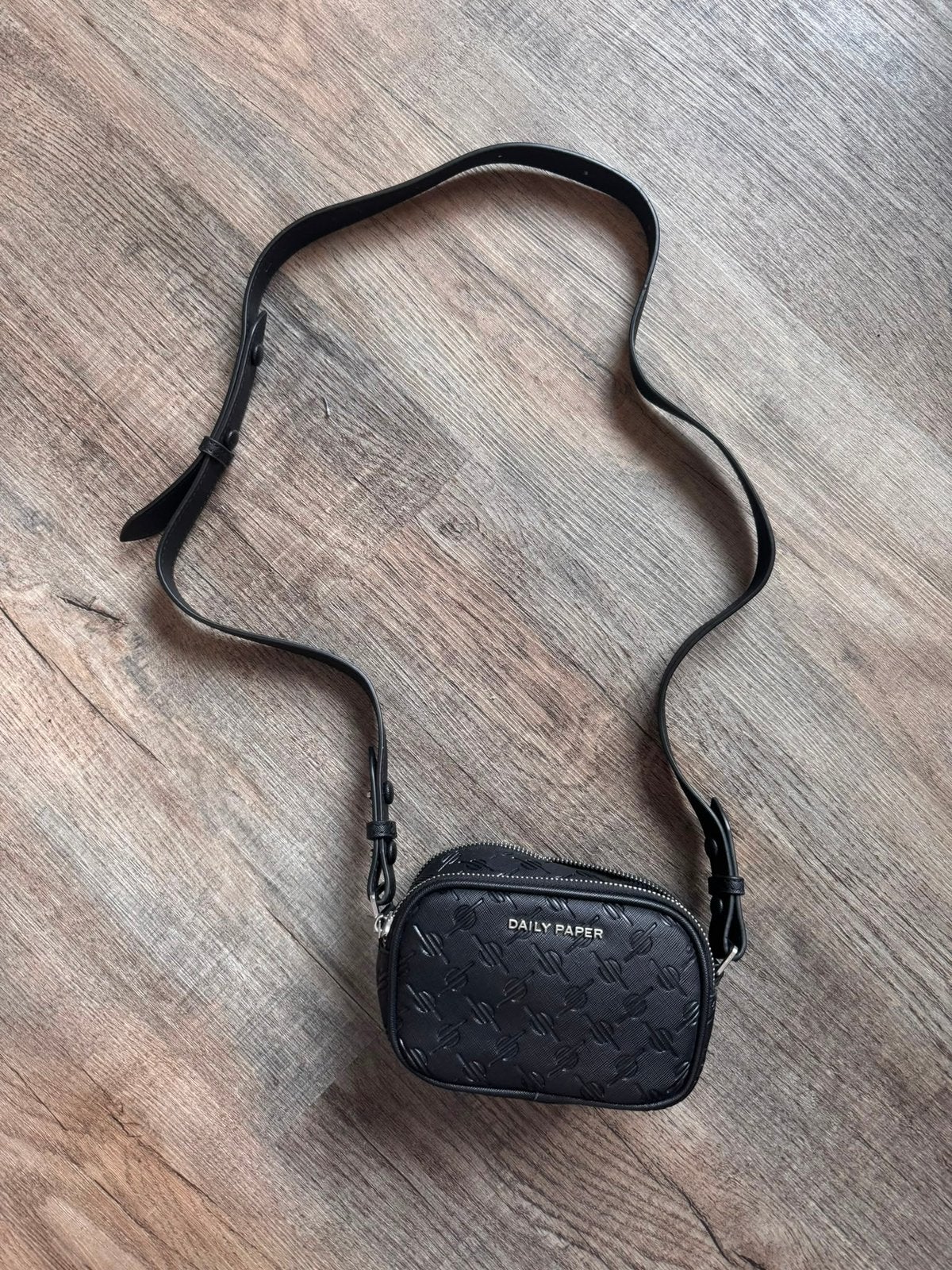 Daily Paper Monogram Bag Zwart, Ophalen of Verzenden, Zo goed als nieuw, Zwart