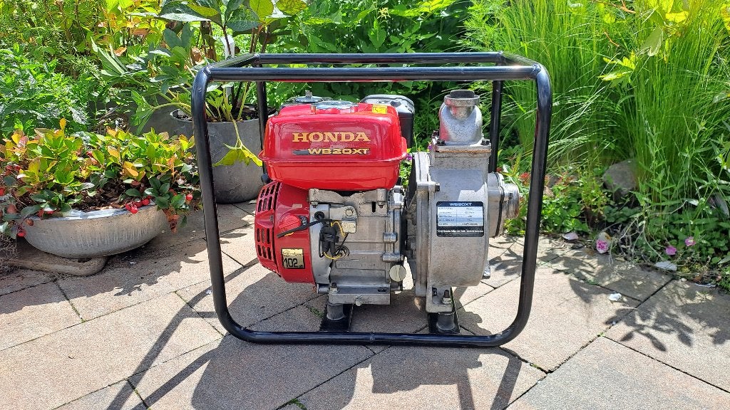 Honda WB20XT Waterpomp - Benzine aangedreven, Tuin en Terras, Waterpompen, Ophalen, Gebruikt, Handmatig, Beregeningspomp