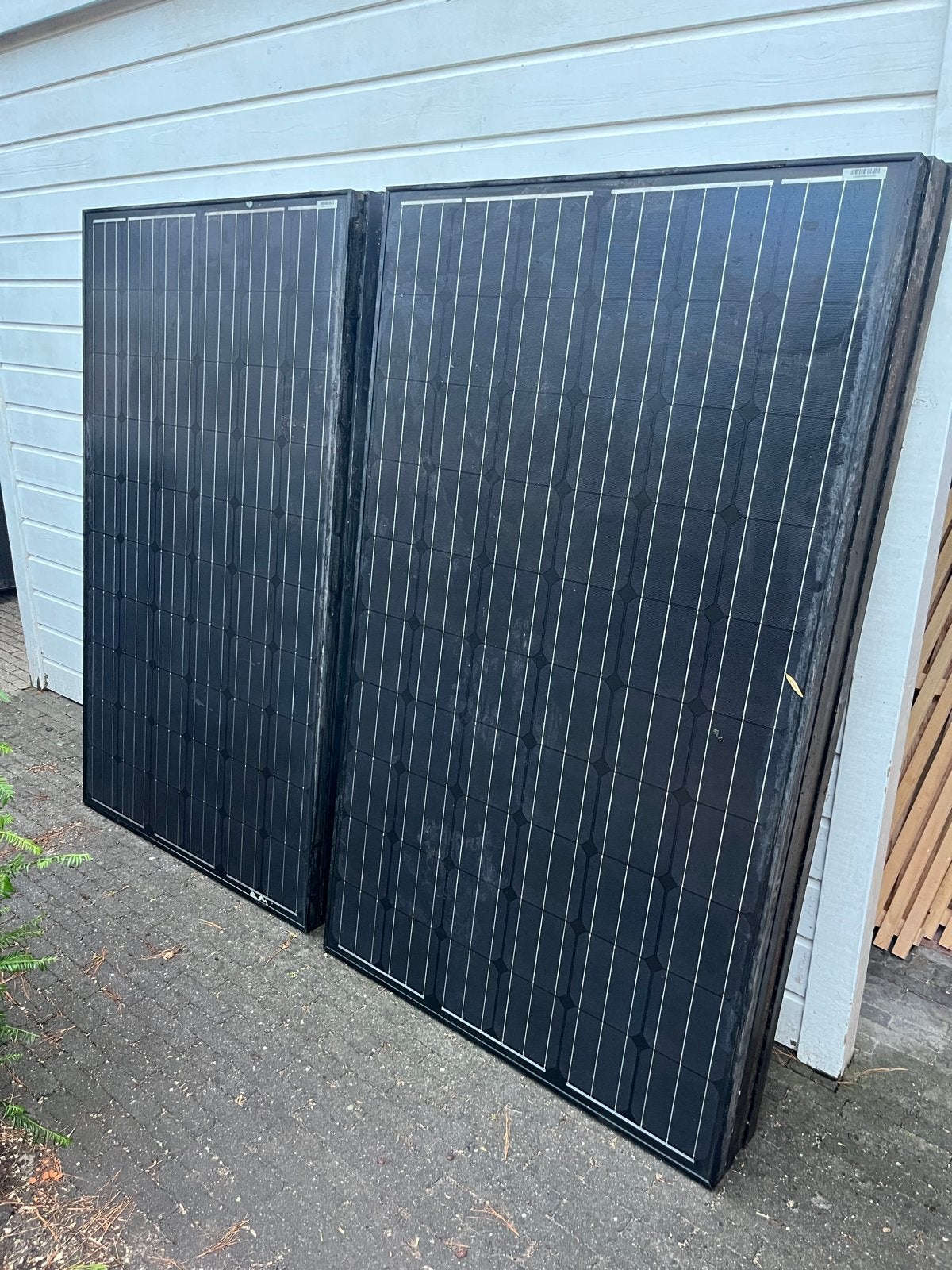 Zonnepanelen JA Solar 250W - Set van 8 met omvormer, Doe-het-zelf en Verbouw, Zonnepanelen en Toebehoren, Ophalen, Gebruikt, Paneel