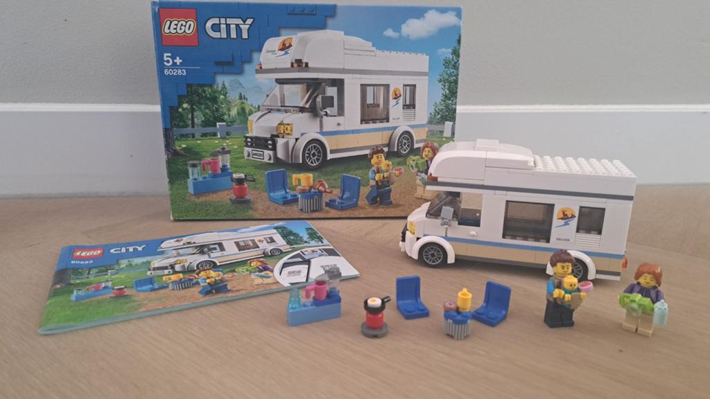 Lego City Holiday Camper Van 60283, Ophalen of Verzenden, Zo goed als nieuw