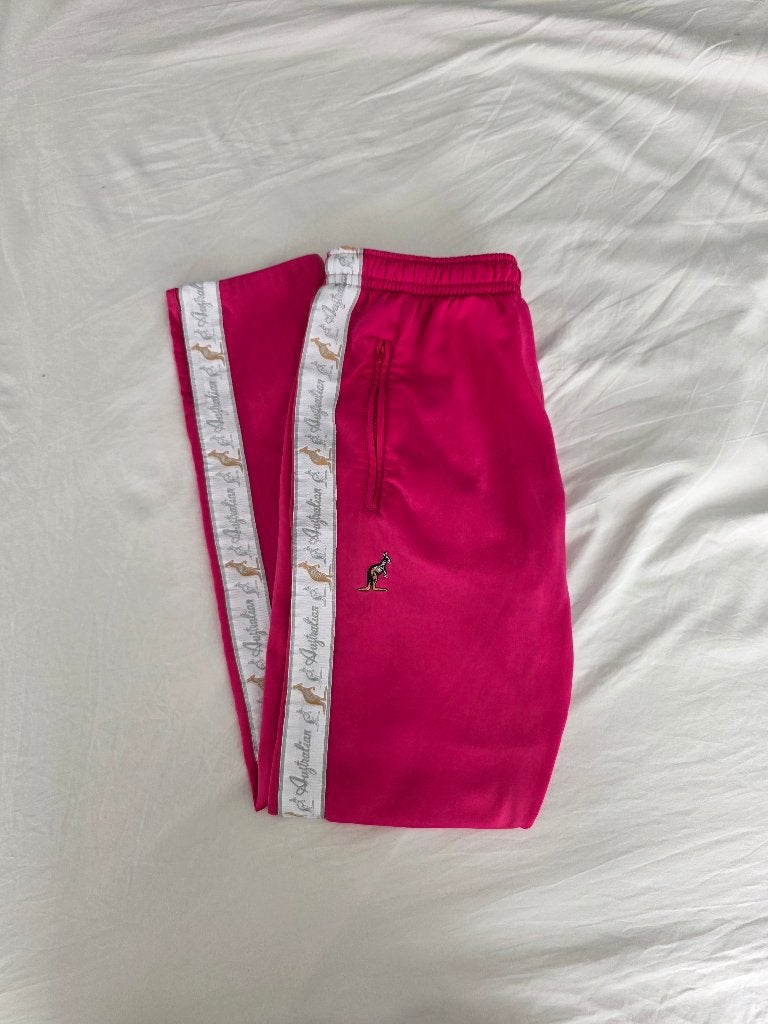 Roze Australian Broek 48 (M) !!Ingekort!! acetate witte bies, Maat 48/50 (M), Ophalen of Verzenden, Roze, Gedragen