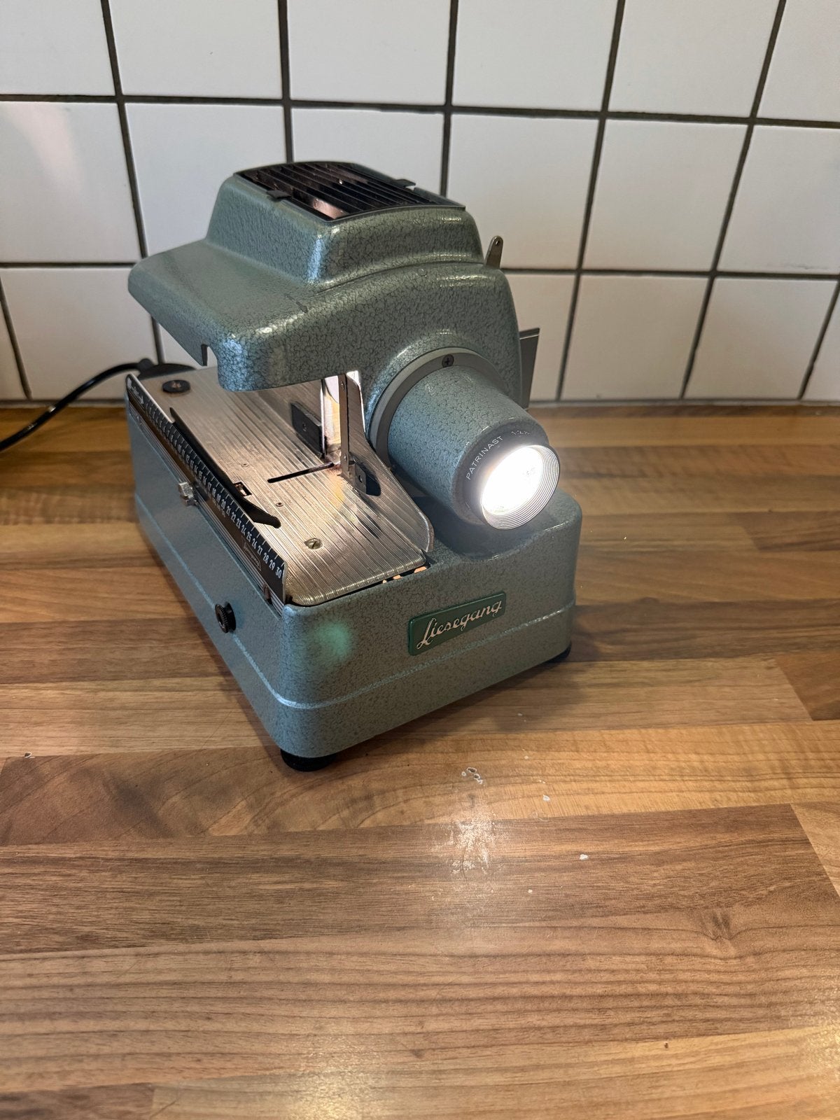 Vintage Liesegang Fanti-Automat Diaprojector Jaren '50, Audio, Tv en Foto, Diaprojectors, Ophalen of Verzenden, Gebruikt