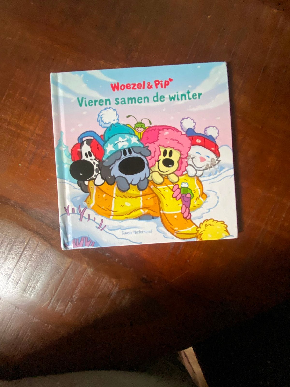 Woezel & Pip kleurboek en boek 'Vieren samen de winter', Ophalen