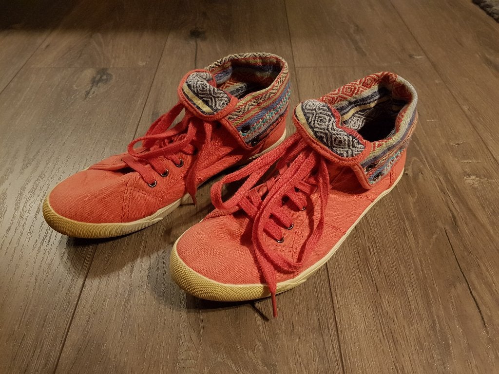 Linnen schoenen dames -- maat 36 -- merk: Emilio Luca X Red, Kleding | Dames, Schoenen, Emilio Luca X Red, Ophalen of Verzenden