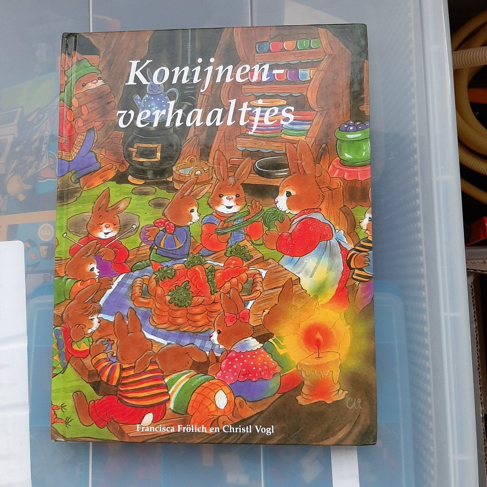 boek Konijnen verhaaltjes, Frőhlich & Vogl, Ophalen of Verzenden, Fictie algemeen