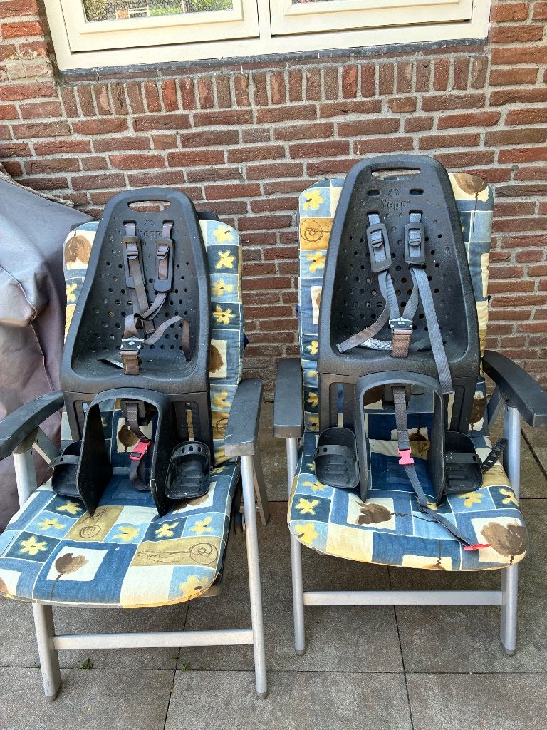 Kinderzitjes YEPP, Fietsen en Brommers, Fietsaccessoires | Fietsstoeltjes, Gebruikt, Achterzitje, 9 t/m 36 kg, Voetsteuntjes, Ophalen