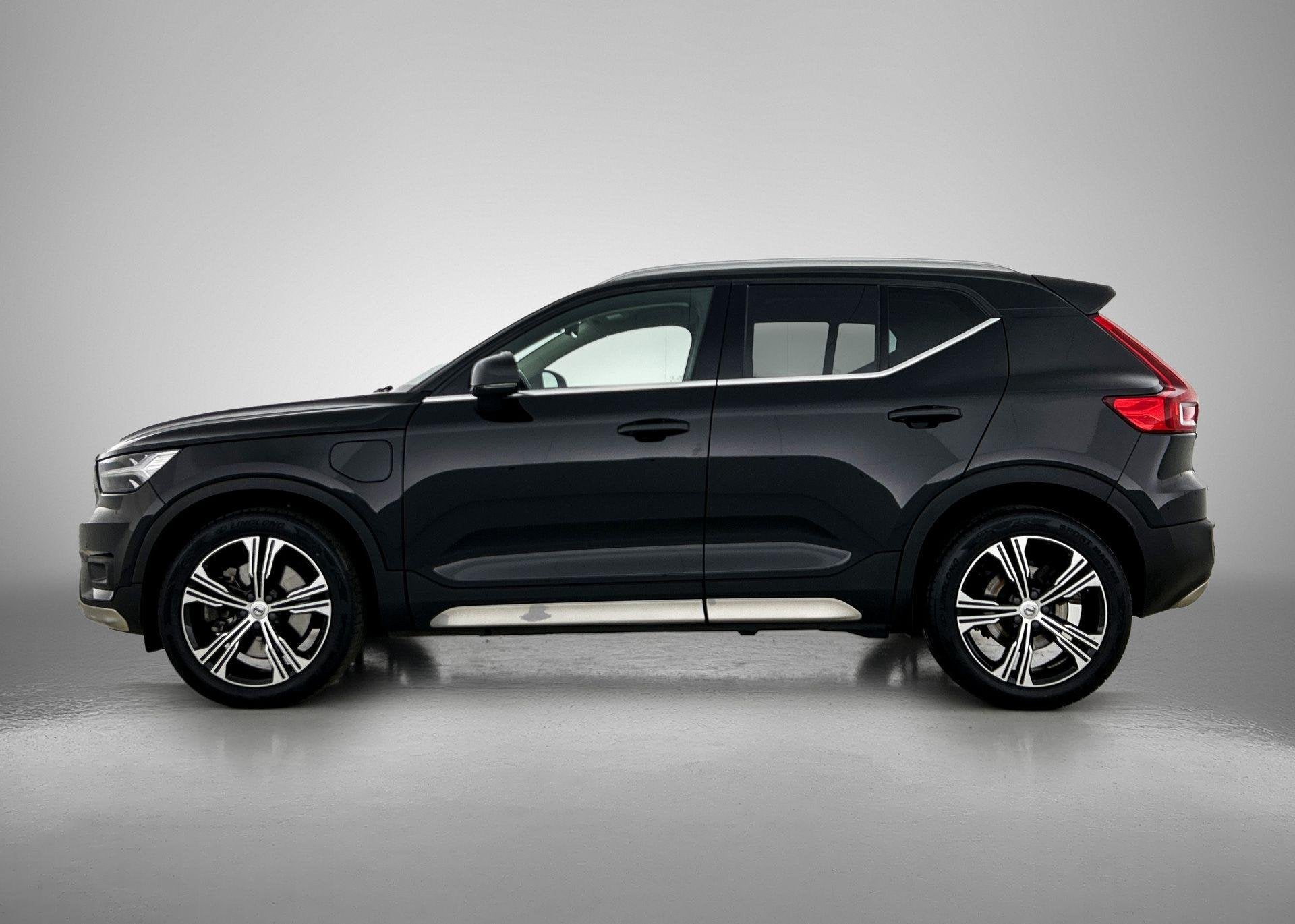 Volvo XC40 1.5 T5 Recharge R-Design | Navi | stoelverwarming, 12 maanden, Euro 6, 1712 kg, Zwart