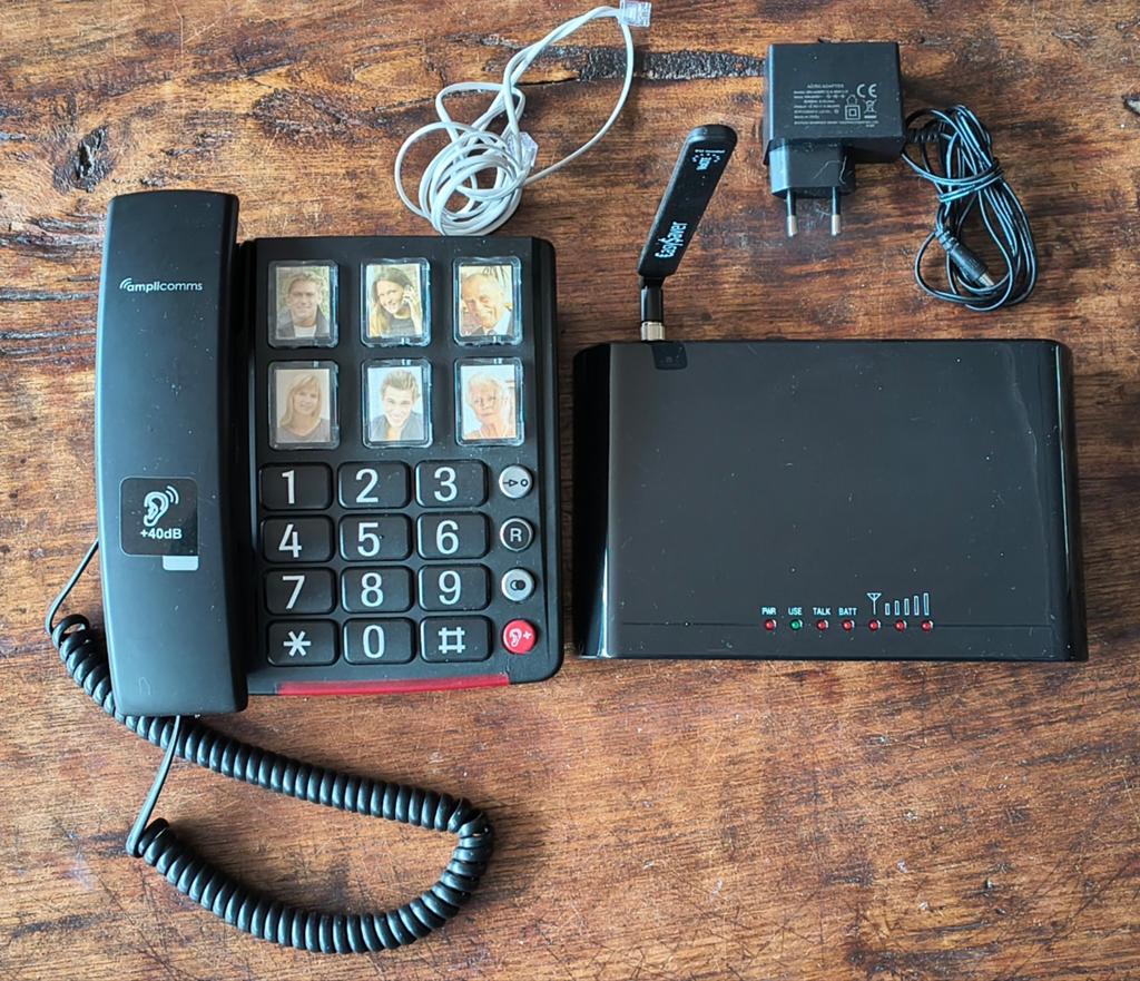 Ouderentelefoon Seniorentelefoon voor simkaart, Ophalen of Verzenden, Zo goed als nieuw