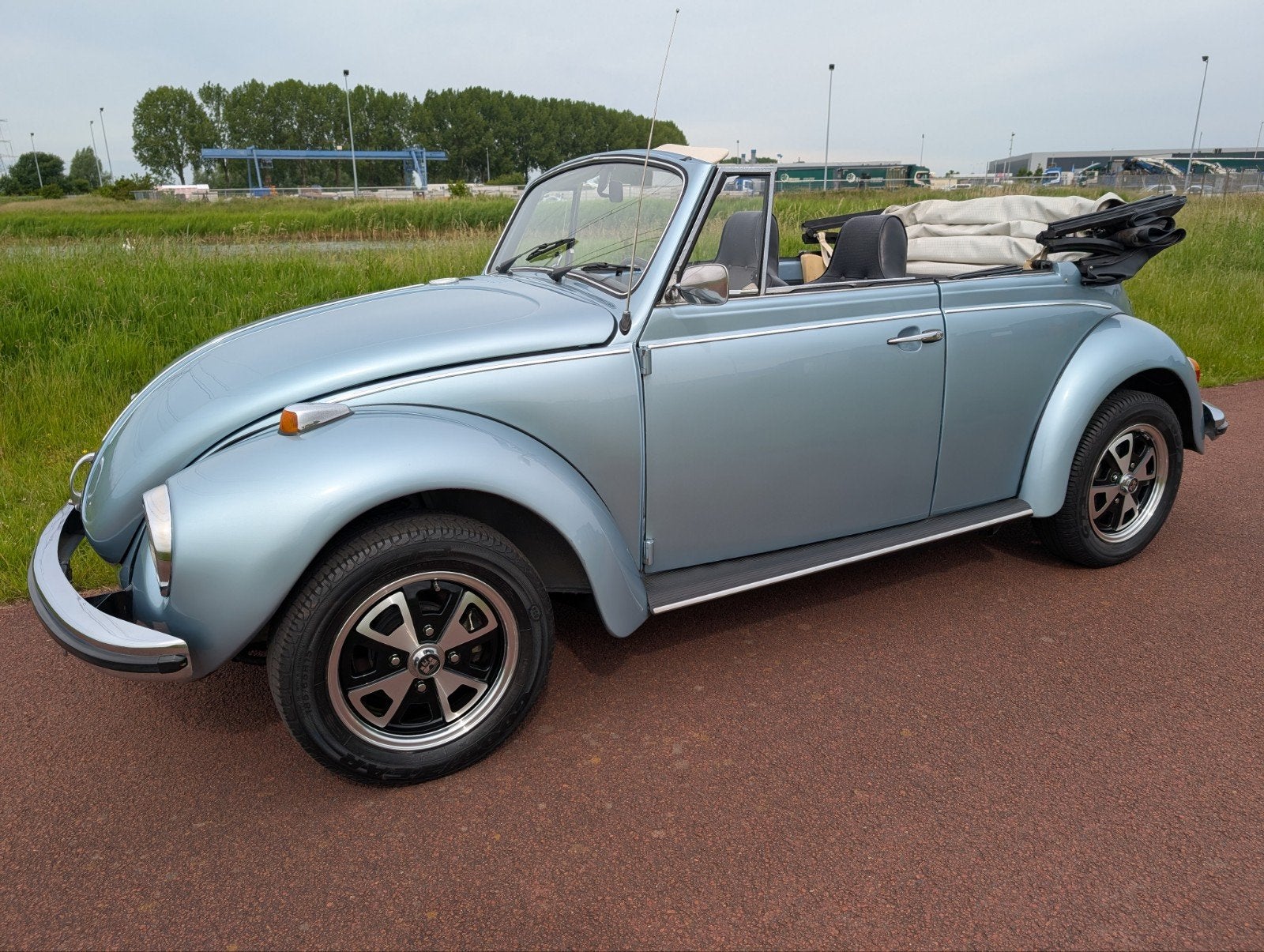 VOLKSWAGEN. KEVER 1302 LS Karmann CABRIO.BJ72, Bedrijf, Te koop