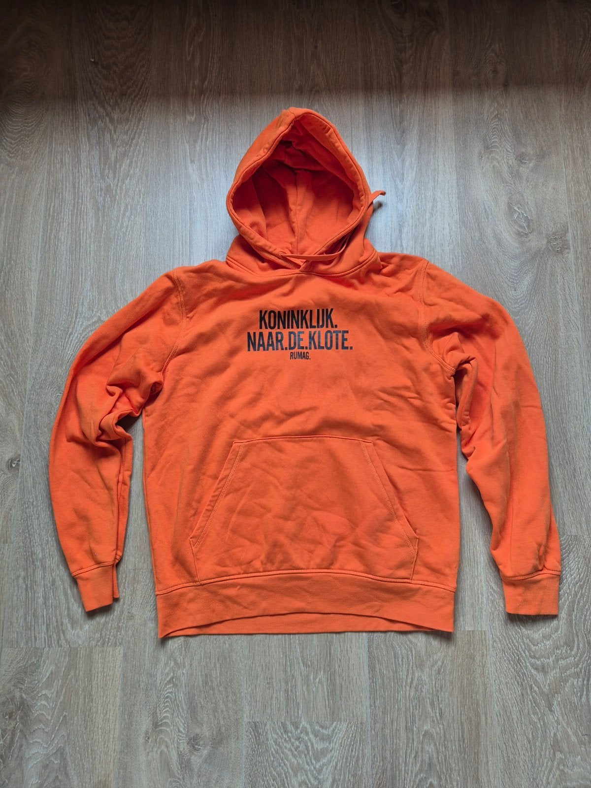 RUMAG hoodie "Koninklijk. Naar. De. Klote." - Oranje, Ophalen of Verzenden, Nieuw, RUMAG