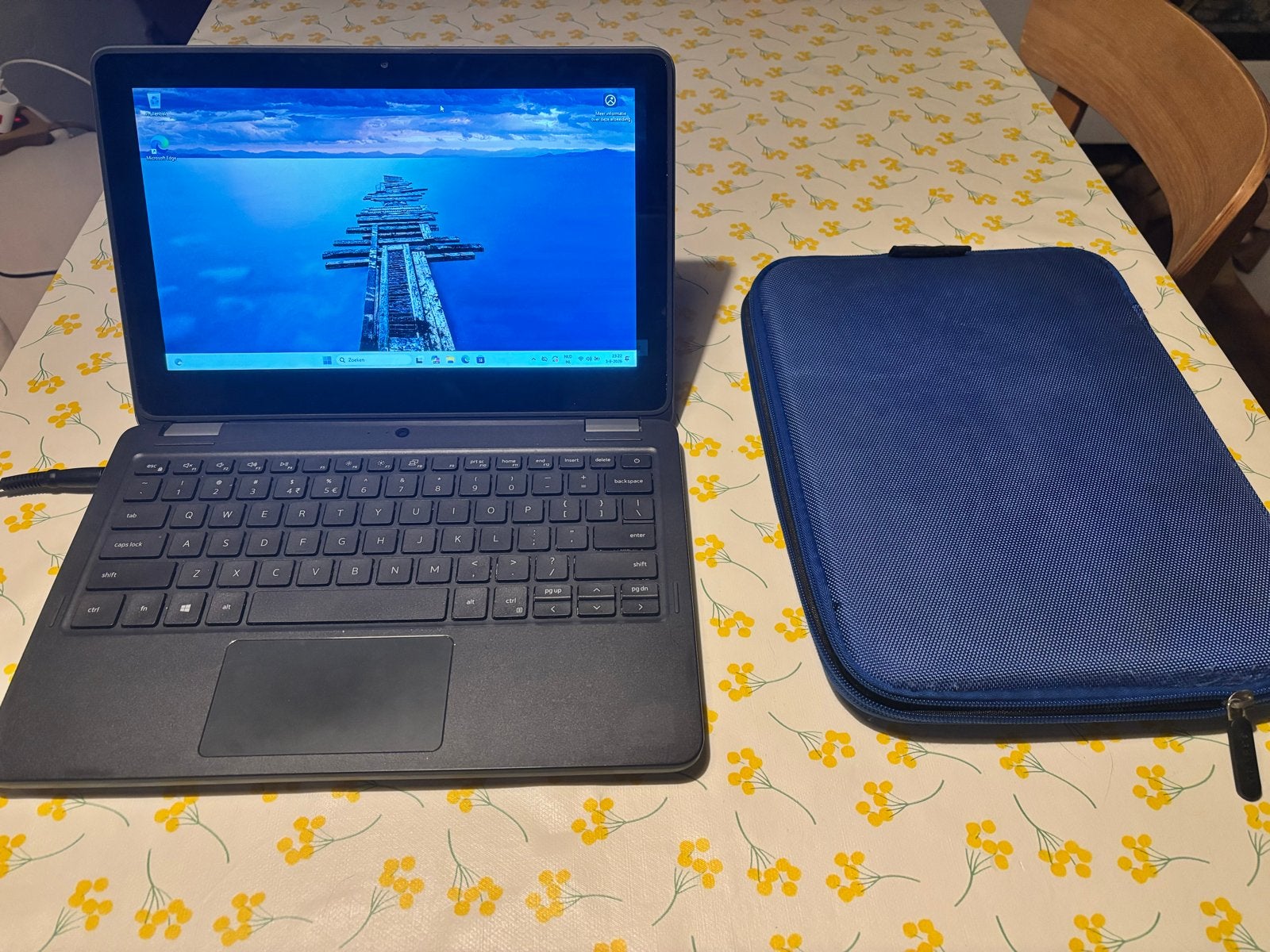 Dell Latitude 3190 2-in-1 | 11.6 inch HD | Touchscreen, Gebruikt, Qwerty, Met touchscreen, Ophalen of Verzenden
