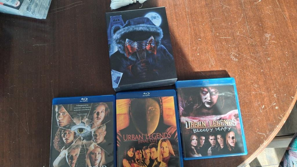 Urban legend blu ray box set van 88 films, Cd's en Dvd's, Blu-ray, Ophalen of Verzenden, Zo goed als nieuw, Horror