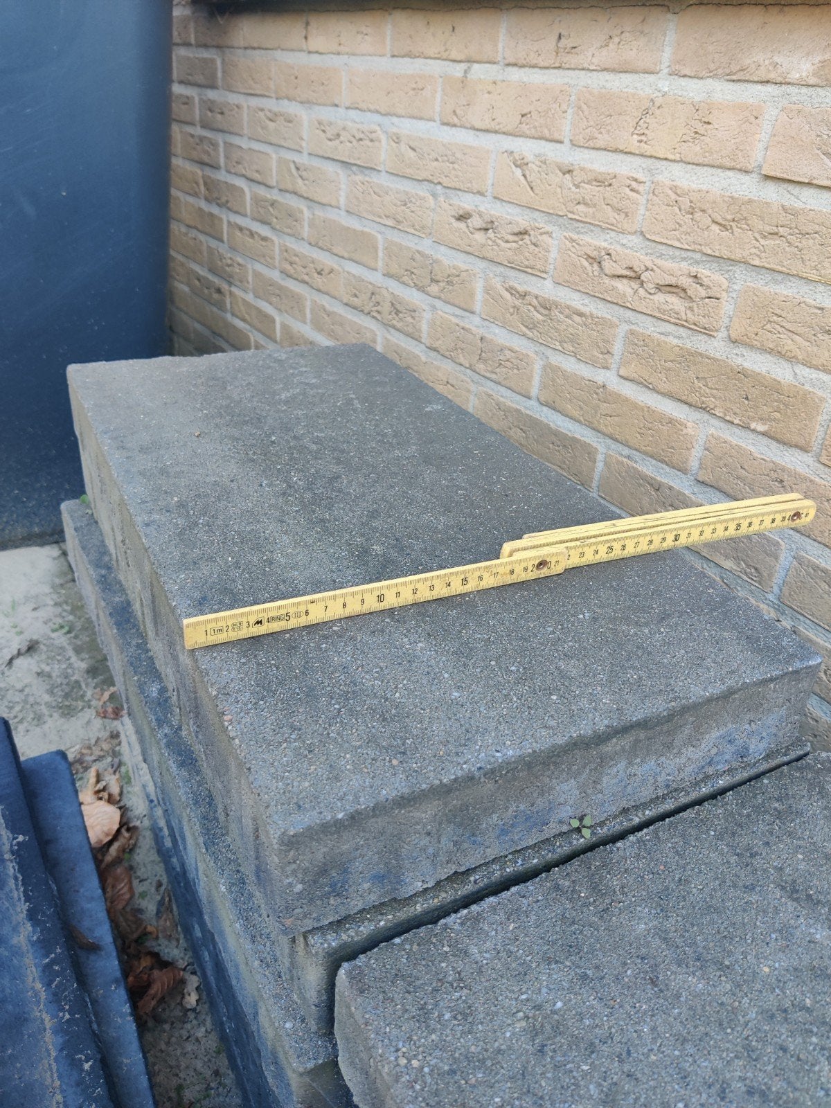Terrastegels 60x30 cm - ca. 9m2 (47 heel, 8 half), Ophalen, Gebruikt, 5 tot 10 m², Beton