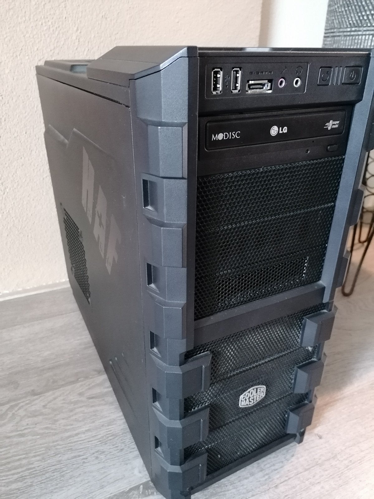 Krachtige 1440p Gaming PC (RTX 4070 & Ryzen 7 5800X3D), Computers en Software, Desktop Pc's, Ophalen, Gebruikt, 32 GB, 2 TB