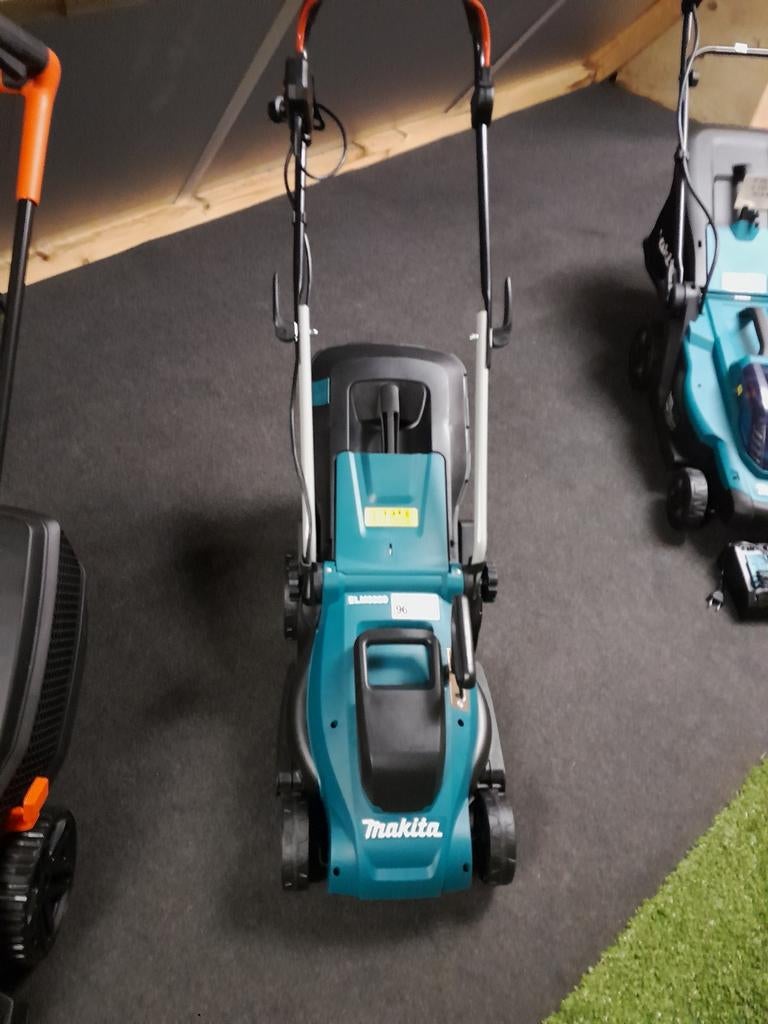 Makita Electomaaier., Tuin en Terras, Ophalen of Verzenden, Nieuw