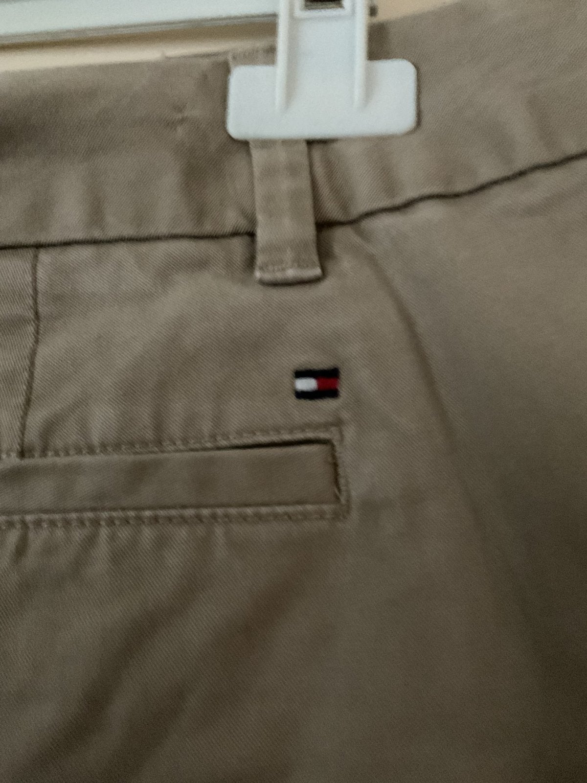 Tommy Hilfiger korte broek - Beige, Maat 38/40 (M), Kort, Beige, Nieuw