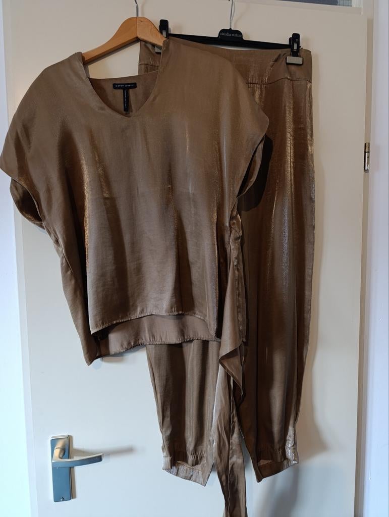 Sarah Pacini broek T3  & shirt T4 nieuw, Kleding | Dames, Sarah Pacini, Maat 42/44 (L), Nieuw, Ophalen of Verzenden