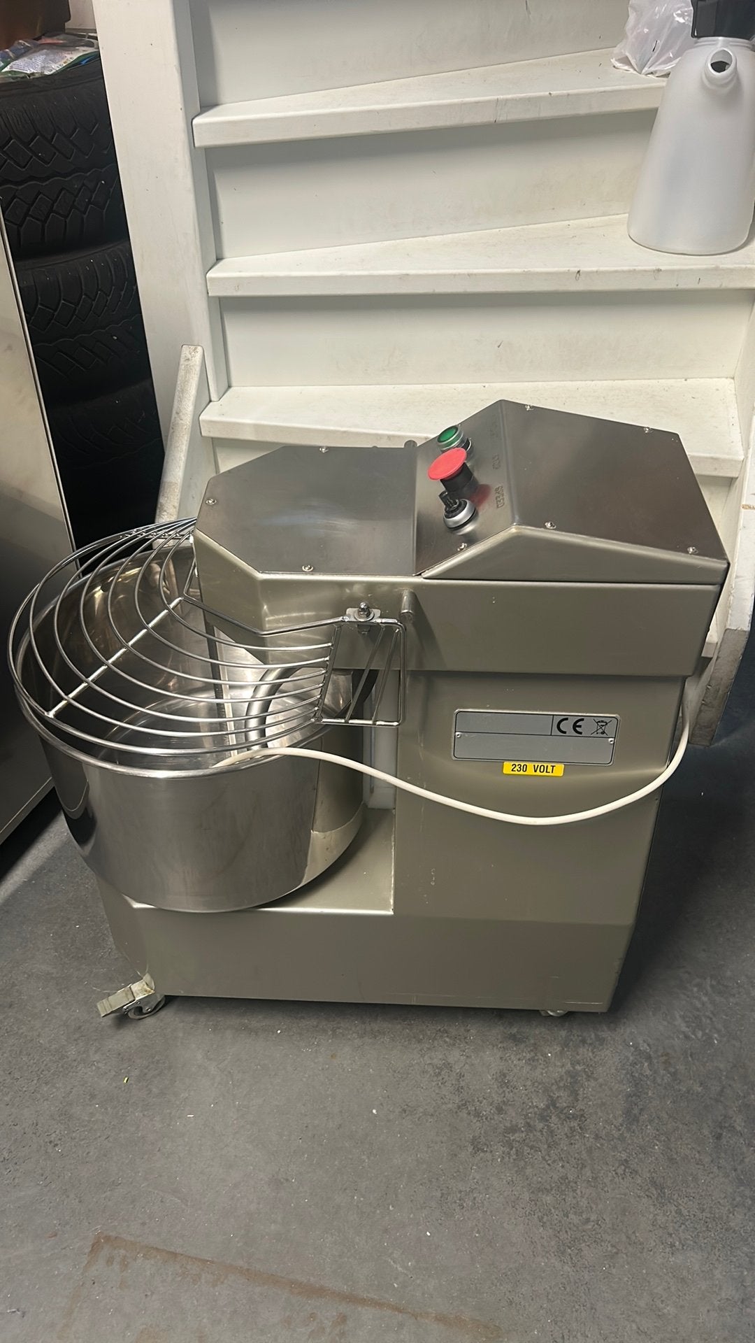 BW SM20 SE spiraalkneder - 230V - Variabele snelheid, Witgoed en Apparatuur, Keukenmixers, 4 liter of meer, Ophalen, Gebruikt
