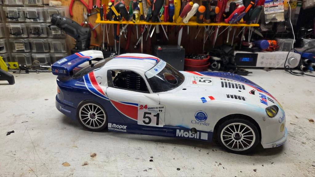 Te koop leuke kyosho, Gebruikt, Auto offroad, Ophalen of Verzenden, Schaal 1:10