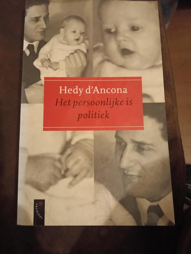 Hedy d'Ancona    Het persoonlijke is politiek, Hedy d'Ancona, Ophalen of Verzenden, Zo goed als nieuw, Politiek en Staatkunde