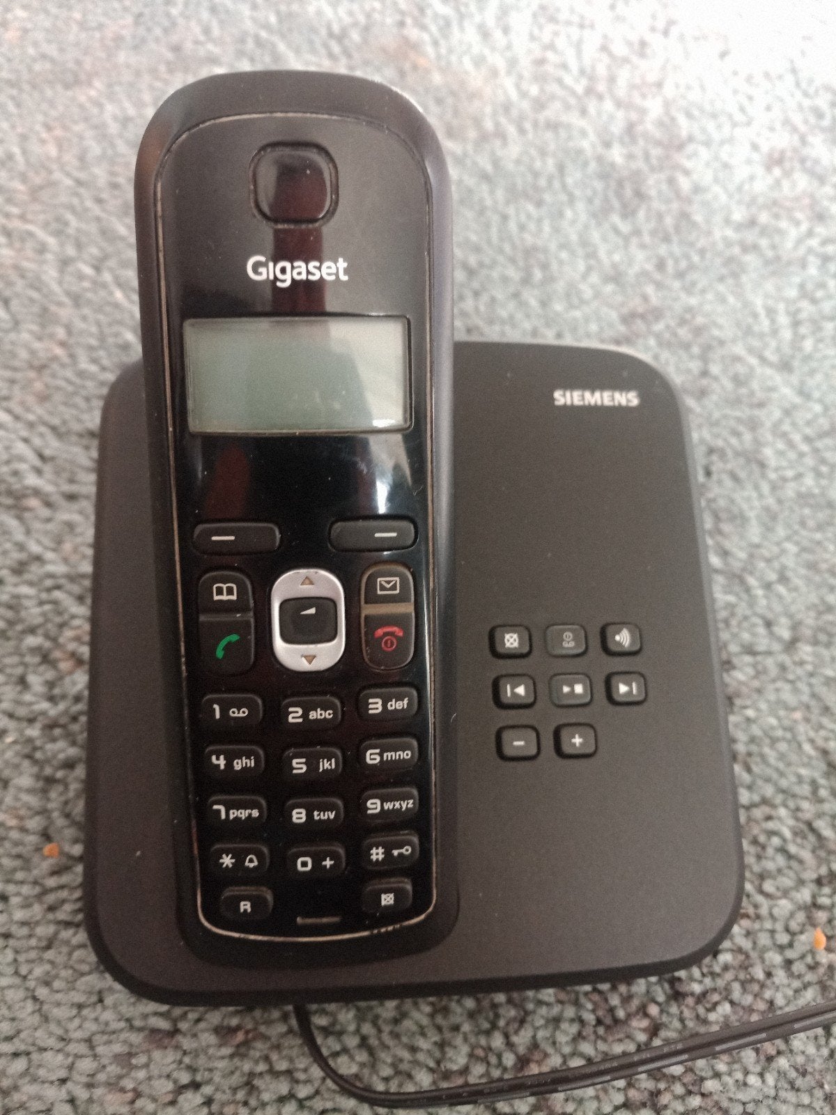 Gigaset en Siemens draadloze telefoons met basisstations, Ophalen of Verzenden, Gebruikt, 3 handsets