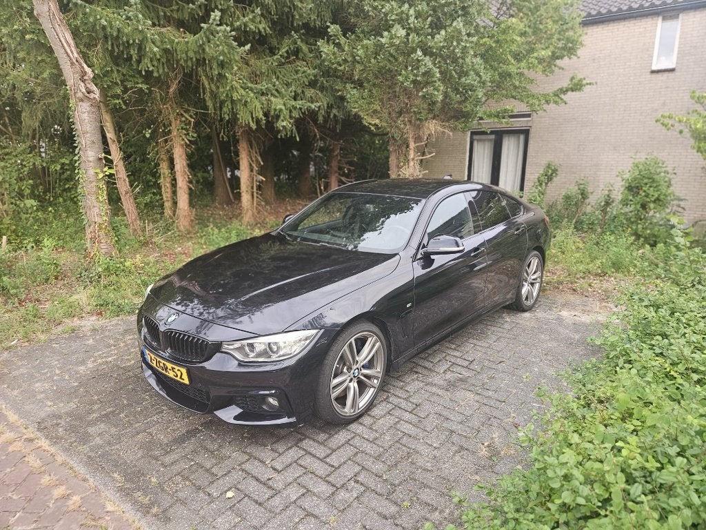 BMW 4-Serie 428IA 2.0 Gran Coupe 2015 Zwart (MOTORSCHADE), Automaat, 745 kg, Achterwielaandrijving, Zwart