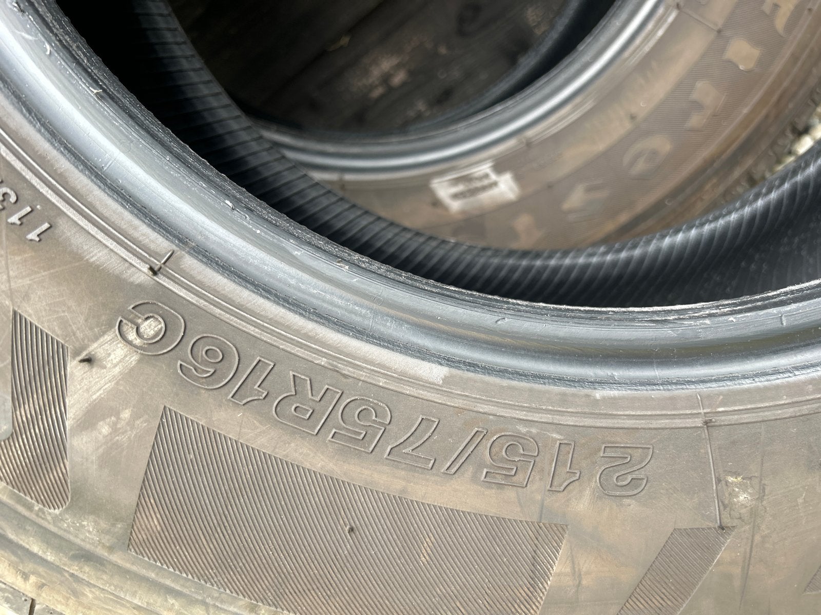 2 x Firestone Vanhawk 215/75R16C banden met 8.42mm profiel, Ophalen, 16 inch, Band(en), Zomerbanden