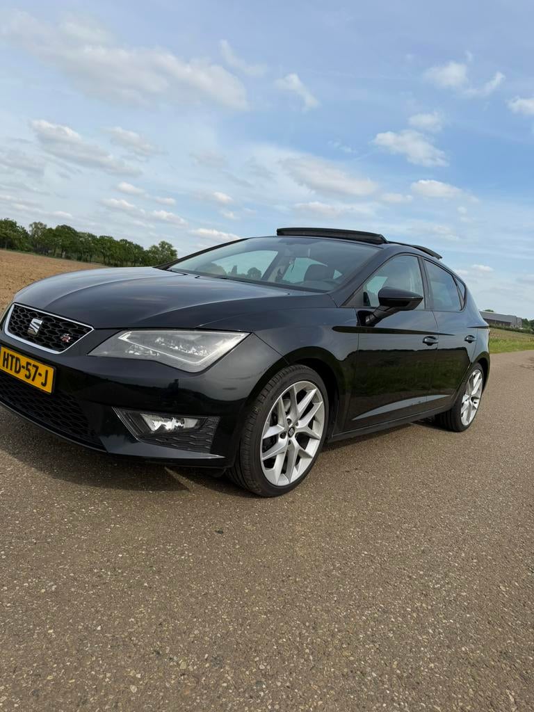 Seat Leon 1.4 stage 1 2014 CUPRA LOOK, Auto's, Voorwielaandrijving, 1131 kg, Zwart, 4 cilinders