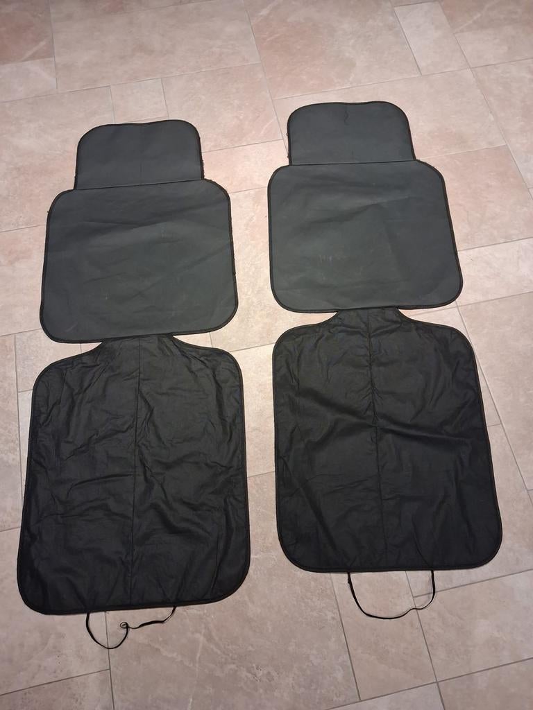 Autostoelbeschermer isofix / xtrobb, Ophalen of Verzenden