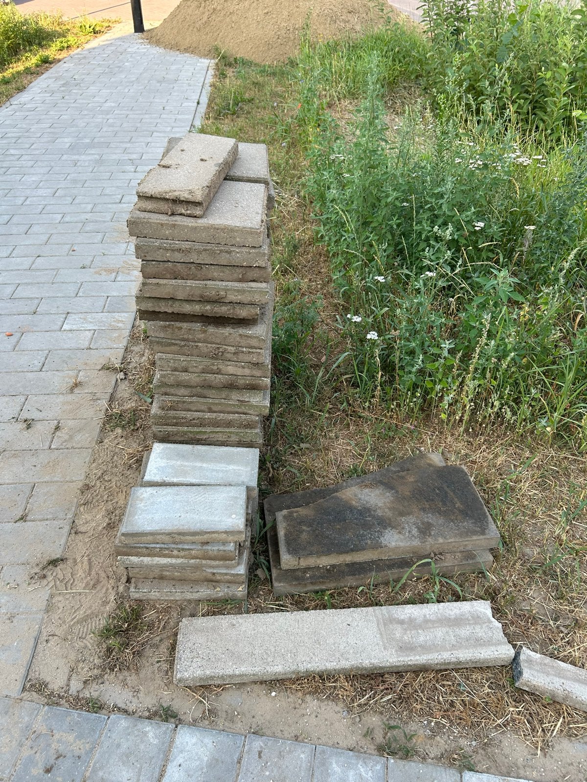 Gebruikte betonnen terrastegels, Tuin en Terras, Tegels en Klinkers, Ophalen, Gebruikt, 10 m² of meer, Beton