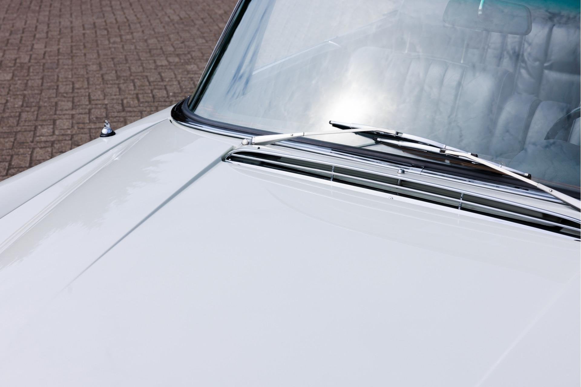 Mercedes-Benz 280 W111 SE Cabriolet | Volledig gerestaureerd, foto 12