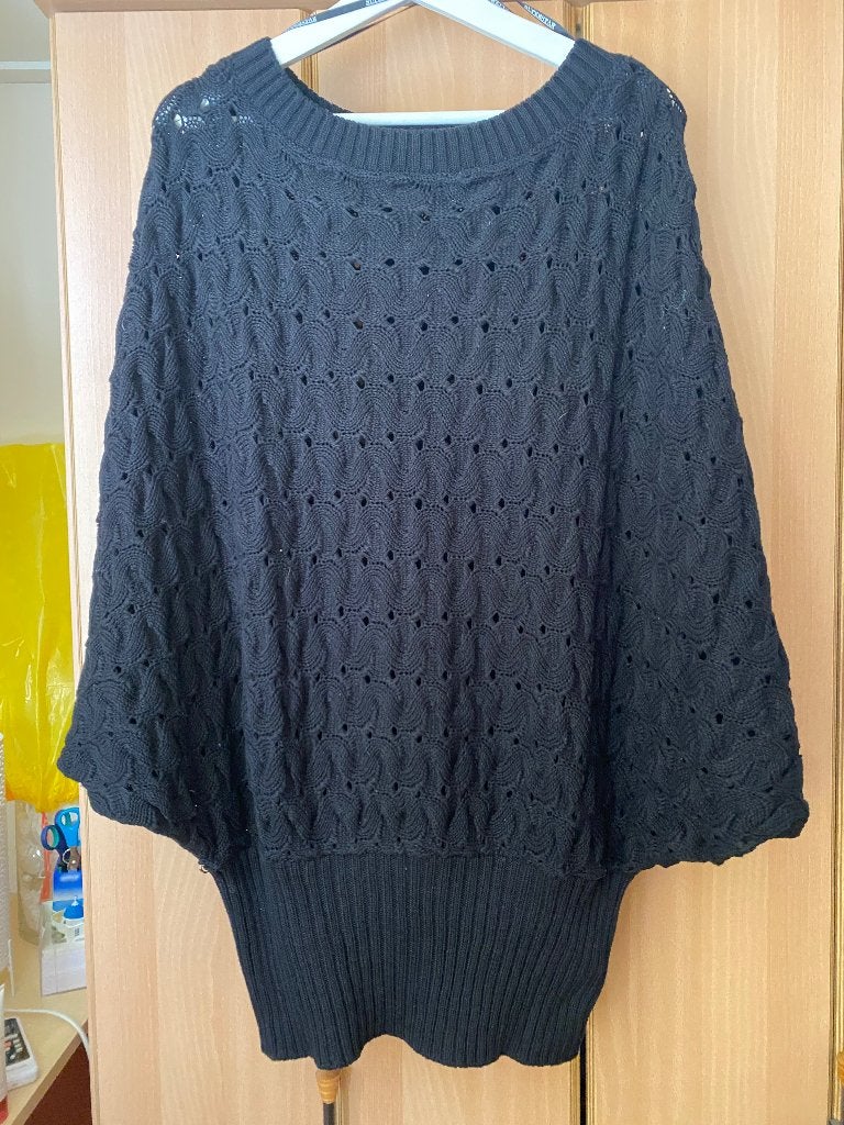 Nieuw zwarte bewerkte trui superstar, Zwart, Maat 42/44 (L), Nieuw, Ophalen of Verzenden