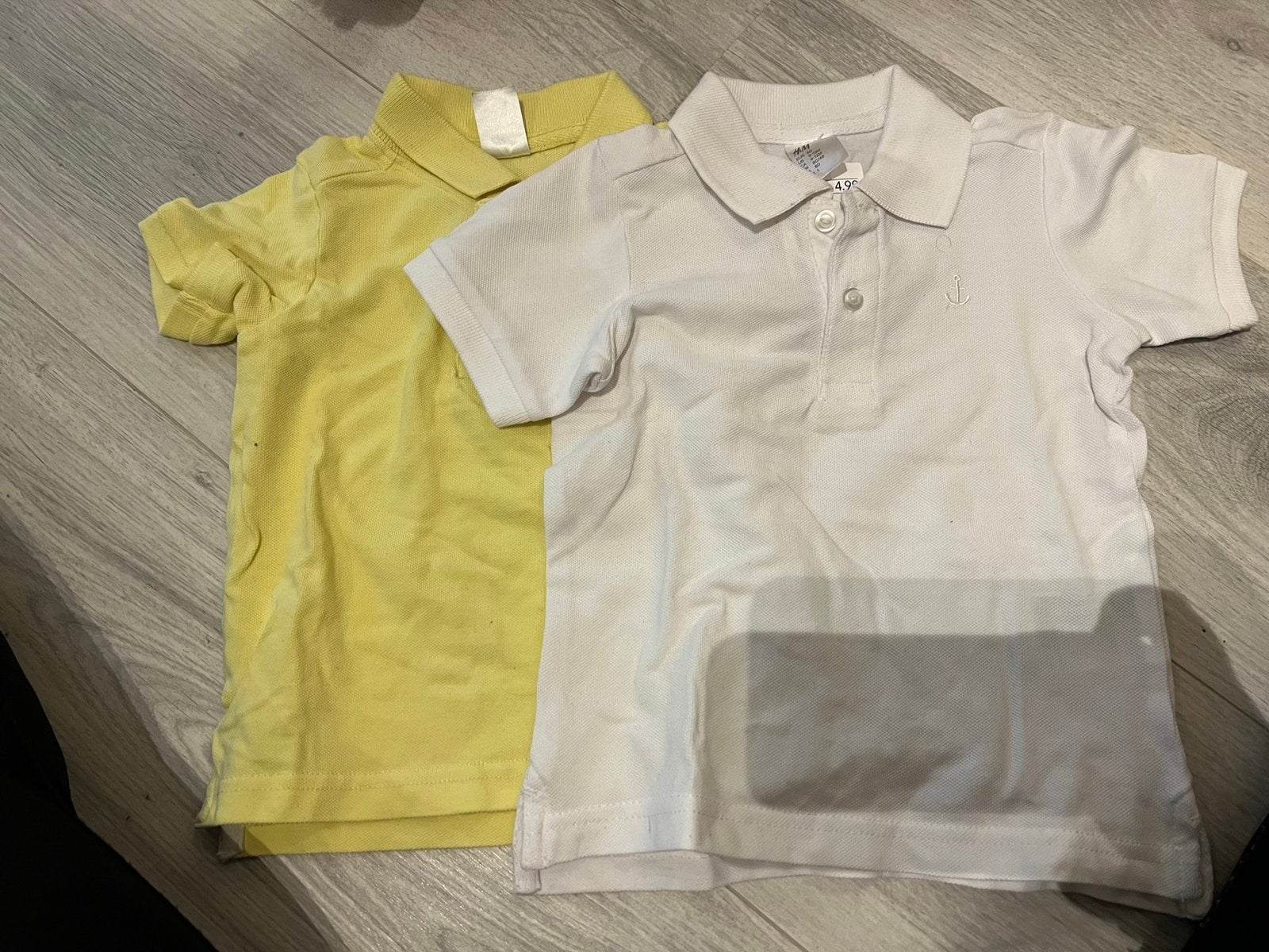 Polo’s tshirts - geel/ wit - 80 - H&M, Kinderen en Baby's, Babykleding | Maat 80, Verzenden, Nieuw, H&M., Jongetje