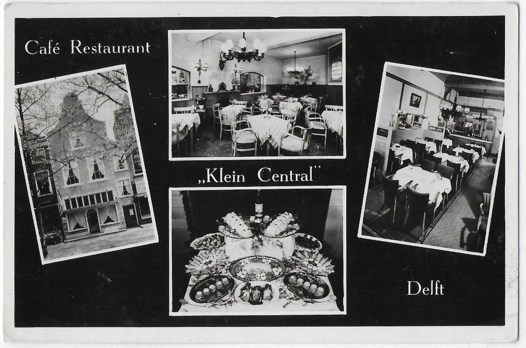 Delft Cafe Klein Central Oude ongelopen Ansichtkaart ( B3410, Ophalen of Verzenden, 1960 tot 1980, Gelopen, Zuid-Holland