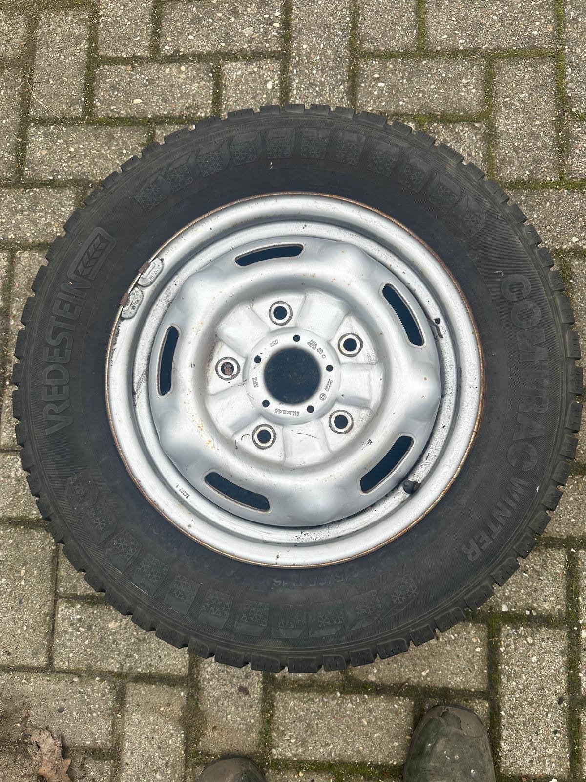 Winterbanden met velgen voor Ford Transit (215/65 R16 C), Ophalen, Gebruikt