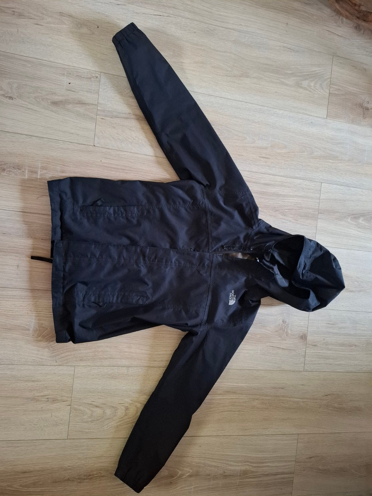 The North Face regen/wind jas zwart maat 140-142, Ophalen of Verzenden, Zo goed als nieuw, Jongen, Jas