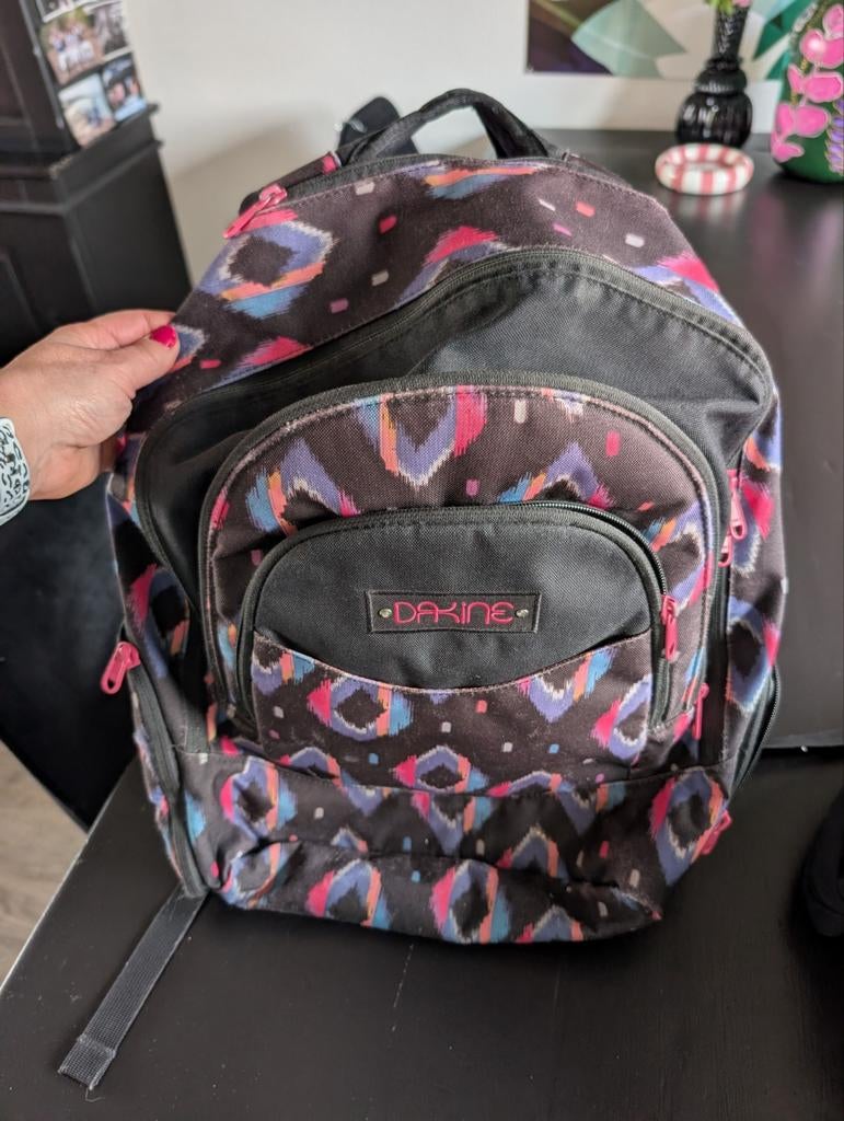 Dakine rugzak met patroon, Ophalen of Verzenden, Zo goed als nieuw, Overige merken, 30 tot 45 cm