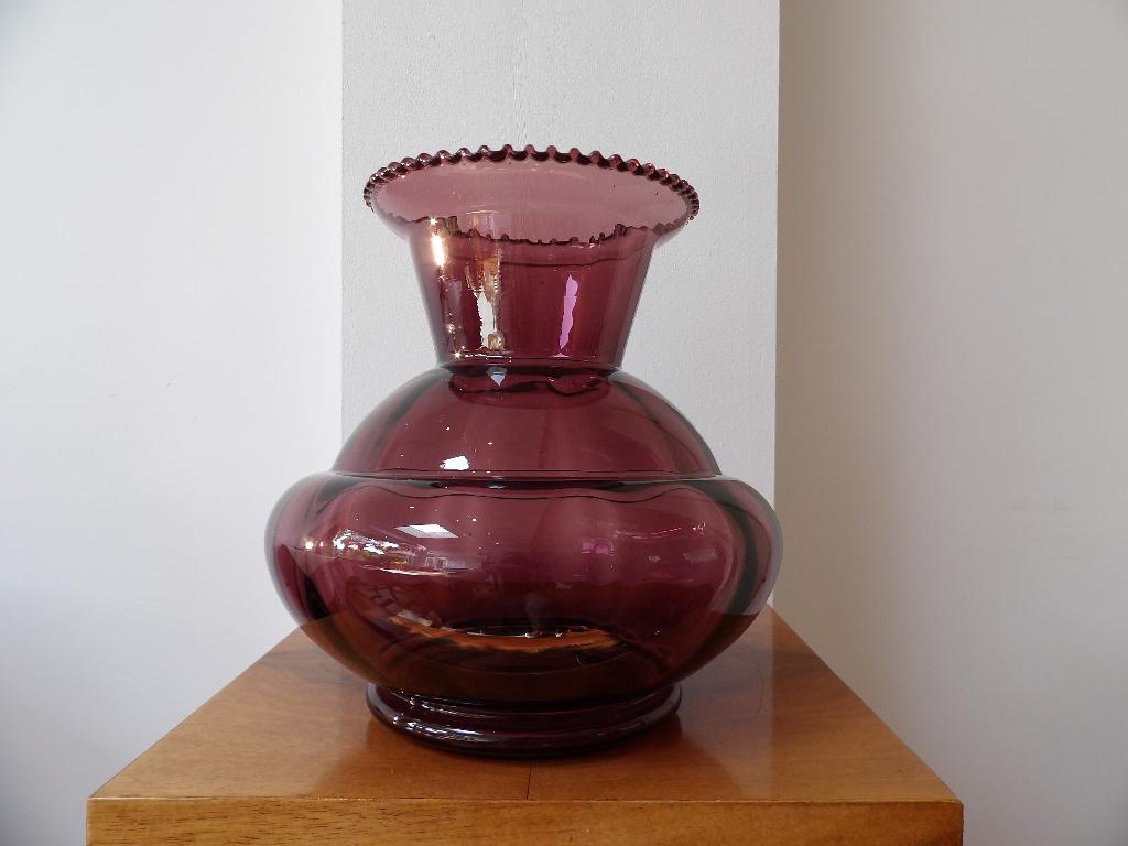 Art Deco Vaas Doyen, paars, Antiek en Kunst, Antiek | Vazen, Ophalen of Verzenden