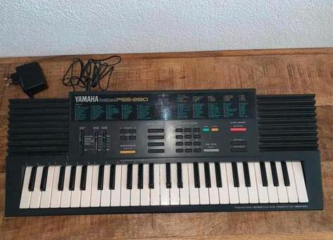 Yamaha Portasound PSS-280 Keyboard, Muziek en Instrumenten, Keyboards, Zo goed als nieuw, 49 toetsen, Yamaha, Ophalen of Verzenden