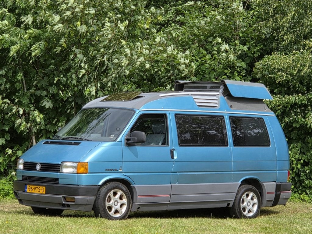 Volkswagen Dehler KAMPEERAUTO Camper Benzine Automaat, apk'2, Caravans en Kamperen, Automaat, Airbags, Ringverwarming, Volkswagen
