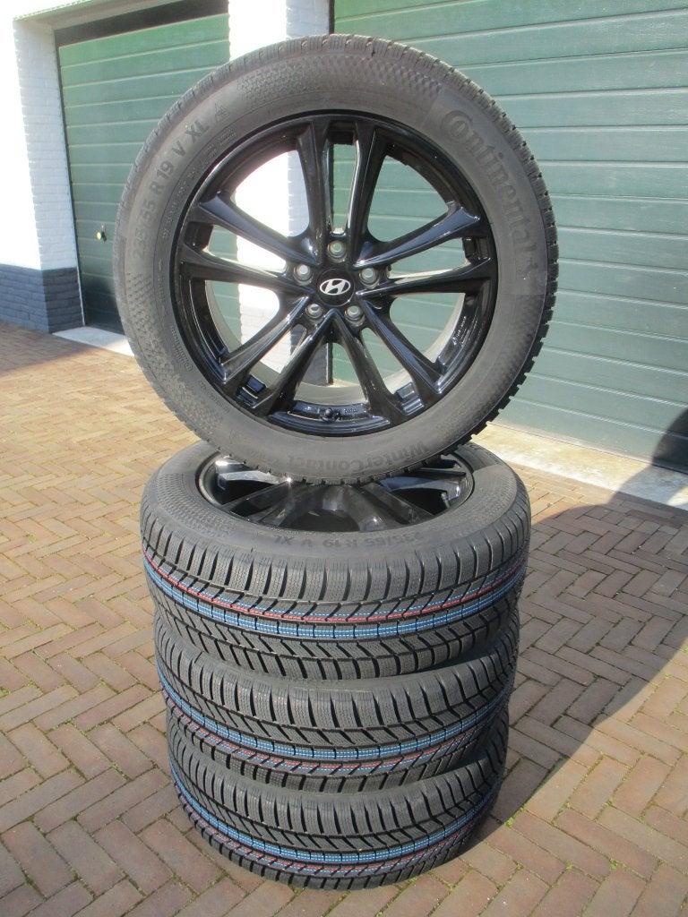 NIEUW Originele Hyundai Ioniq 5 19 inch winterbanden tpms, 19 inch, Banden en Velgen, Nieuw, 235 mm